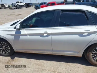 2021 Volkswagen Jetta S z VIN 3VWC57BU8MM035618, wystawiony jako IAAI lot #41998464 z przebiegiem 56 099 mil mil oraz . Historia ofert i sprzedaży dostępna na DreamBid. Obrazek 14.