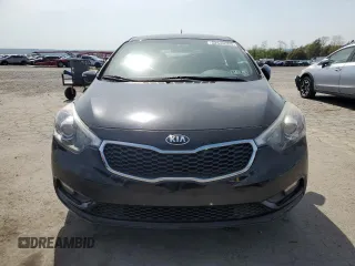 2016 Kia Forte EX with VIN KNAFX5A82G5628739, listed as a Copart auction lot 52540205 with 47,286 mi miles and Salvage Title. Bid and sale history available at DreamBid. Image 5.