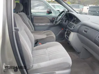 2003 Toyota Sienna CE with VIN 4T3ZF19C93U551570, listed as a IAAI auction lot 40961703 with 285,644 mi miles. Bid and sale history available at carsss.com. Image 5.