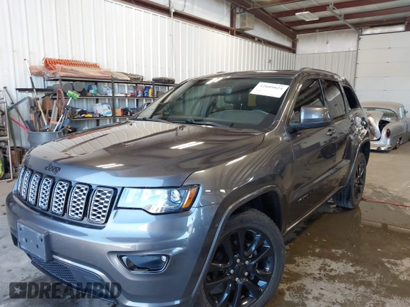 2020 Jeep Grand Cherokee Laredo z VIN 1C4RJFAG9LC325526, wystawiony jako IAAI lot #42609824 z przebiegiem 44 457 mil mil oraz . Historia ofert i sprzedaży dostępna na DreamBid. Obrazek 17.