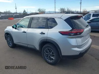 2024 Nissan Rogue S with VIN 5N1BT3AB8RC680139, listed as a IAAI auction lot 41479294 with 25,061 mi miles. Bid and sale history available at carsss.com. Image 3.