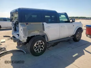 2024 Ford Bronco Outer Banks z VIN 1FMDE8BH8RLA81101, wystawiony jako Copart lot #56736785 z przebiegiem 5 437 mil mil oraz Szkoda całkowita • Salvage title. Historia ofert i sprzedaży dostępna na DreamBid. Obrazek 3.