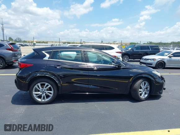 2017 Infiniti QX30 Premium with VIN SJKCH5CP5HA016631, listed as a IAAI auction lot 42355185 with 115,778 mi miles and . Bid and sale history available at DreamBid. Image 13.