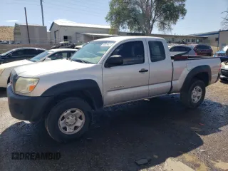 2006 Toyota Tacoma PreRunner z VIN 5TETX62N26Z183981, wystawiony jako Copart lot #68654024 z przebiegiem 263 470 mil mil oraz Czysty tytuł • Clean title. Historia ofert i sprzedaży dostępna na DreamBid. Obrazek 1.