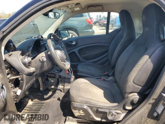 2016 Smart fortwo Passion with VIN WMEFJ5DA2GK069795, listed as a Copart auction lot 55079085 with 153,339 mi miles and Clean Title. Bid and sale history available at DreamBid. Image 7.