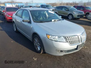2012 Lincoln MKZ with VIN 3LNHL2JCXCR825669, listed as a IAAI auction lot 41649589 with 183,446 mi miles. Bid and sale history available at carsss.com. Image 1.
