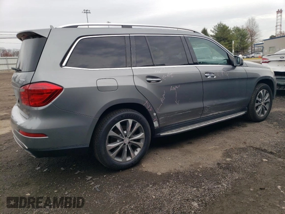 2014 Mercedes-Benz GL-Class GL 450 with VIN 4JGDF7CE3EA305246, listed as a Copart auction lot 50949905 with 124,229 mi miles and Salvage Title. Bid and sale history available at carsss.com. Image 3.