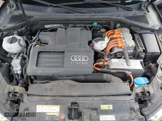 2016 Audi A3 e-tron Premium with VIN WAUUPBFF6GA138034, listed as a IAAI auction lot 41524489 with 90,453 mi miles. Bid and sale history available at carsss.com. Image 10.