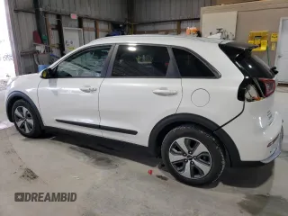 2018 Kia Niro Touring with VIN KNDCE3LC3J5140957, listed as a Copart auction lot 82687224 with 138,432 mi miles and Salvage Title. Bid and sale history available at carsss.com. Image 2.