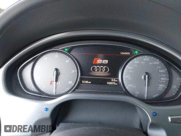 2015 Audi S8 z VIN WAUK2AFD5FN021986, wystawiony jako IAAI lot #41986491 z przebiegiem 142 073 mil mil oraz . Historia ofert i sprzedaży dostępna na DreamBid. Obrazek 7.