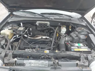 2006 Ford Escape XLS z VIN 1FMYU02Z66KA53989, wystawiony jako IAAI lot #42783537 z przebiegiem 95 833 mil mil oraz . Historia ofert i sprzedaży dostępna na DreamBid. Obrazek 10.