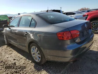 2011 Volkswagen Jetta SE z VIN 3VWDZ7AJ0BM395785, wystawiony jako Copart lot #55982785 z przebiegiem 116 183 mil mil oraz Szkoda całkowita • Salvage title. Historia ofert i sprzedaży dostępna na DreamBid. Obrazek 2.