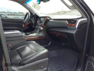 2017 Chevrolet Suburban LT with VIN 1GNSKHKCXHR194365, listed as a IAAI auction lot 42060690 with 213,424 mi miles and . Bid and sale history available at DreamBid. Image 5.