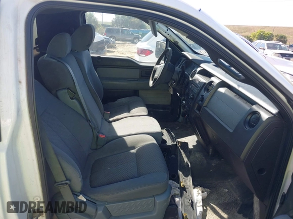 2011 Ford F-150 XL with VIN 1FTNF1CF6BKE10822, listed as a IAAI auction lot 41443960 with 245,925 mi miles and . Bid and sale history available at DreamBid. Image 5.