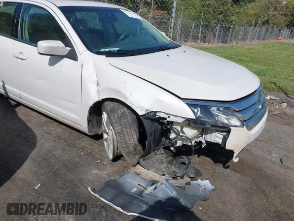 2010 Ford Fusion SEL with VIN 3FAHP0JG6AR414255, listed as a IAAI auction lot 42074036 with 184,896 mi miles. Bid and sale history available at carsss.com. Image 6.