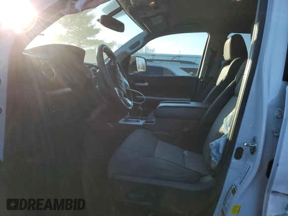 2016 Toyota Tundra 4WD Truck SR with VIN 5TFUW5F15GX576732, listed as a Copart auction lot 44025245 with 167,255 mi miles and Clean Title. Bid and sale history available at carsss.com. Image 7.