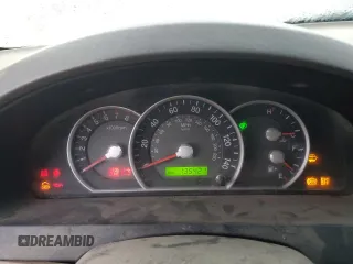 2007 Kia Sorento LX z VIN KNDJC736675694940, wystawiony jako Copart lot #84517454 z przebiegiem 135 421 mil mil oraz Szkoda całkowita • Salvage title. Historia ofert i sprzedaży dostępna na DreamBid. Obrazek 9.