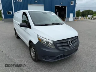 2016 Mercedes-Benz Metris Cargo z VIN WD3PG2EA6G3092872, wystawiony jako Copart lot #61676275 z przebiegiem 158 667 mil mil oraz Czysty tytuł • Clean title. Historia ofert i sprzedaży dostępna na DreamBid. Obrazek 1.