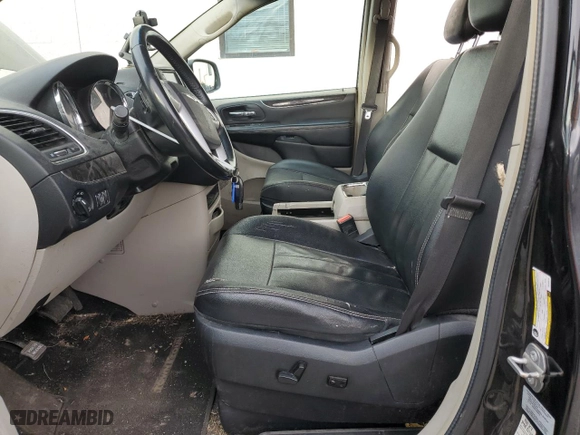 2016 Chrysler Town & Country Touring with VIN 2C4RC1BG3GR298610, listed as a Copart auction lot 50247275 with 175287 miles and Clean Title. Bid and sale history available at carsss.com. Image 7.