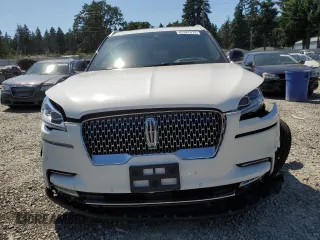 2022 Lincoln Aviator Reserve with VIN 5LM5J7XC3NGL21744, listed as a Copart auction lot 62887815 with 33,714 mi miles and Salvage title. Bid and sale history available at DreamBid. Image 5.