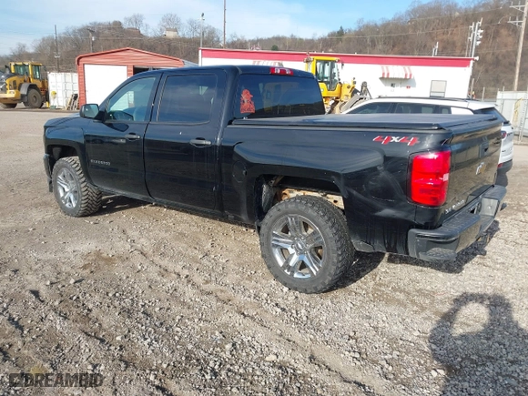 2018 Chevrolet Silverado 1500 Custom with VIN 3GCUKPEC0JG323078, listed as a IAAI auction lot 41752044 with 101,041 mi miles. Bid and sale history available at carsss.com. Image 3.