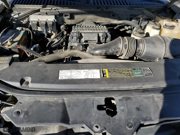 2005 Lincoln Navigator Luxury with VIN 5LMFU27565LJ02932, listed as a Copart auction lot 79878864 with 120,426 mi miles and Salvage Title. Bid and sale history available at carsss.com. Image 12.