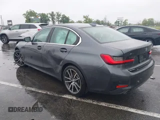 2020 BMW 3 Series 330i xDrive with VIN 3MW5R7J02L8B11434, listed as a IAAI auction lot 42322298 with 60,341 mi miles and . Bid and sale history available at DreamBid. Image 3.