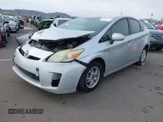 2010 Toyota Prius II with VIN JTDKN3DU5A0013143, listed as a IAAI auction lot 41793661 with 460,723 mi miles. Bid and sale history available at carsss.com. Image 2.