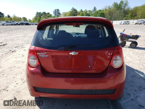 2009 Chevrolet Aveo 2LT z VIN KL1TG66E99B662070, wystawiony jako Copart lot #56464895 z przebiegiem 119 694 mil mil oraz Czysty tytuł • Clean title. Historia ofert i sprzedaży dostępna na DreamBid. Obrazek 6.