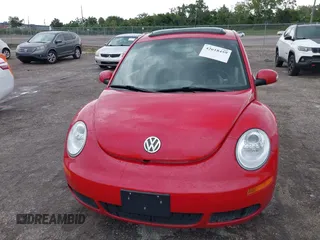2007 Volkswagen Beetle with VIN 3VWRW31C77M521978, listed as a IAAI auction lot 42618459 with 172,332 mi miles and . Bid and sale history available at DreamBid. Image 6.