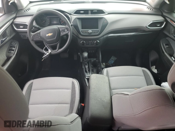 2021 Chevrolet TrailBlazer LS with VIN KL79MMS27MB033828, listed as a Copart auction lot 46075424 with 28,882 mi miles and . Bid and sale history available at DreamBid. Image 8.