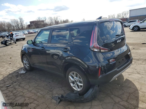 2024 Kia Soul LX with VIN KNDJ23AU1R7901738, listed as a Copart auction lot 50190085 with 3,835 mi miles and Salvage Title. Bid and sale history available at carsss.com. Image 2.