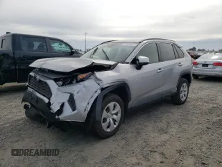2021 Toyota RAV4 LE with VIN JTMK1RFVXMD075722, listed as a Copart auction lot 47822075 with 20,977 mi miles and Salvage Title. Bid and sale history available at carsss.com. Image 1.