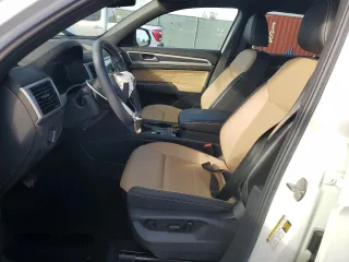 2023 Volkswagen Atlas SE with VIN 1V2WC2CA5PC225975, listed as a Copart auction lot 41335725 with 11,374 mi miles and Salvage title. Bid and sale history available at DreamBid. Image 7.