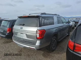 2024 Ford Expedition Max XLT z VIN 1FMJK1J81REA33335, wystawiony jako Copart lot #47927915 z przebiegiem 17 743 mil mil oraz Szkoda całkowita • Salvage title. Historia ofert i sprzedaży dostępna na DreamBid. Obrazek 3.