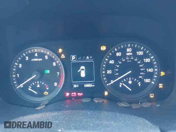 2017 Hyundai Tucson SE with VIN KM8J3CA4XHU500746, listed as a IAAI auction lot 41687679 with 69,826 mi miles. Bid and sale history available at carsss.com. Image 7.