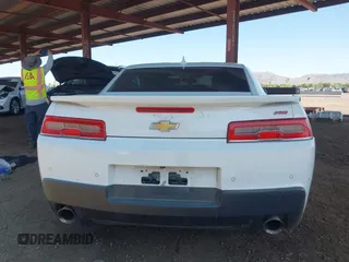 2014 Chevrolet Camaro LT z VIN 2G1FB1E32E9315353, wystawiony jako IAAI lot #42465033 z przebiegiem 103 863 mil mil oraz . Historia ofert i sprzedaży dostępna na DreamBid. Obrazek 16.