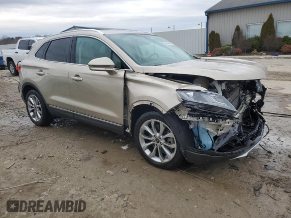 2017 Lincoln MKC Select with VIN 5LMTJ2DH4HUL46054, listed as a Copart auction lot 44584145 with 68,796 mi miles and Non repairable. Bid and sale history available at DreamBid. Image 4.