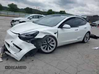 2022 Tesla Model 3 Long Range z VIN 5YJ3E1EB9NF203489, wystawiony jako Copart lot #56569805 z przebiegiem 119 451 mil mil oraz Szkoda całkowita • Salvage title. Historia ofert i sprzedaży dostępna na DreamBid. Obrazek 1.