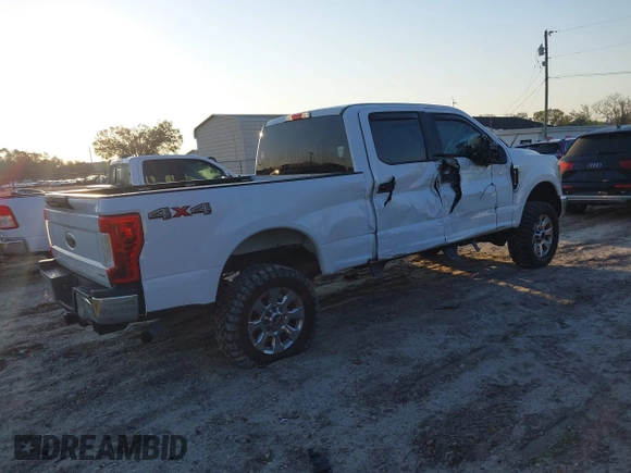 2019 Ford F-250 XL with VIN 1FT7W2B63KEE34610, listed as a IAAI auction lot 41698516 with 118,110 mi miles and . Bid and sale history available at DreamBid. Image 4.