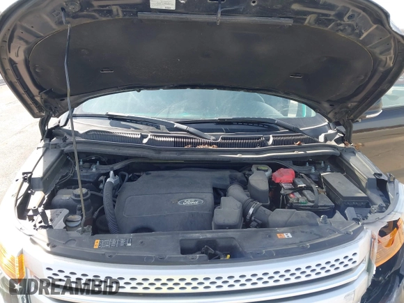 2014 Ford Explorer XLT with VIN 1FM5K8D81EGB72627, listed as a IAAI auction lot 41943574 with 110,238 mi miles and . Bid and sale history available at carsss.com. Image 10.