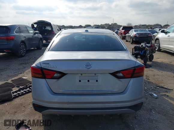 2020 Nissan Altima S z VIN 1N4BL4BVXLN310072, wystawiony jako IAAI lot #41576071 z przebiegiem 59 642 mil mil oraz . Historia ofert i sprzedaży dostępna na DreamBid. Obrazek 16.