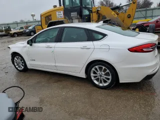 2019 Ford Fusion Hybrid SE with VIN 3FA6P0LU4KR157950, listed as a Copart auction lot 38016003 with 0 mi miles. Bid and sale history available at carsss.com. Image 2.