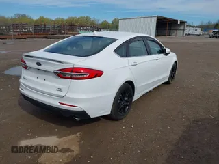 2020 Ford Fusion SE with VIN 3FA6P0HD0LR143408, listed as a IAAI auction lot 41854955 with 53,331 mi miles. Bid and sale history available at carsss.com. Image 4.