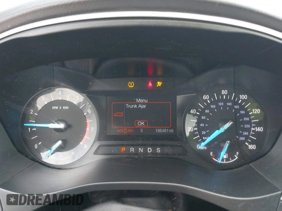 2016 Ford Fusion SE with VIN 3FA6P0H73GR358152, listed as a IAAI auction lot 41215591 with 186,481 mi miles. Bid and sale history available at carsss.com. Image 7.