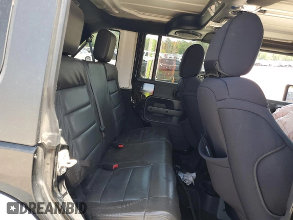 2008 Jeep Wrangler Unlimited X z VIN 1J4GA391X8L532319, wystawiony jako Copart lot #57292495 z przebiegiem Nie podano mil oraz Szkoda całkowita • Salvage title. Historia ofert i sprzedaży dostępna na DreamBid. Obrazek 10.