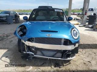 2024 MINI Convertible Cooper S z VIN WMW43DL04R3S24716, wystawiony jako Copart lot #63449955 z przebiegiem 11 863 mil mil oraz Nie do naprawy • Non repairable. Historia ofert i sprzedaży dostępna na DreamBid. Obrazek 5.