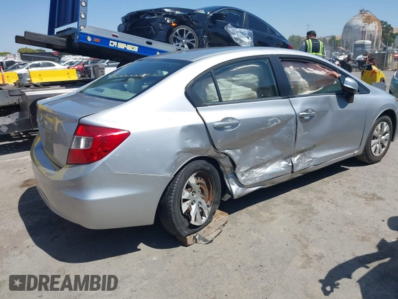 2012 Honda Civic LX z VIN 19XFB2F50CE332101, wystawiony jako IAAI lot #42359452 z przebiegiem 132 170 mil mil oraz . Historia ofert i sprzedaży dostępna na DreamBid. Obrazek 4.