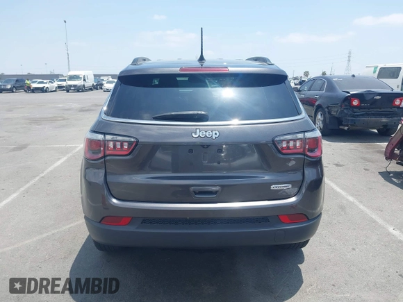 2020 Jeep Compass Latitude z VIN 3C4NJCBBXLT126537, wystawiony jako IAAI lot #42551696 z przebiegiem 38 538 mil mil oraz . Historia ofert i sprzedaży dostępna na DreamBid. Obrazek 16.
