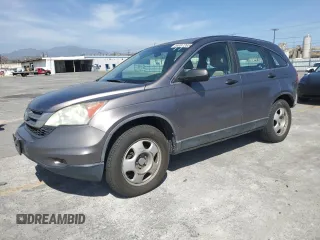 2011 Honda CR-V LX z VIN 5J6RE3H38BL028892, wystawiony jako Copart lot #58087265 z przebiegiem 297 694 mil mil oraz Szkoda całkowita • Salvage title. Historia ofert i sprzedaży dostępna na DreamBid. Obrazek 1.